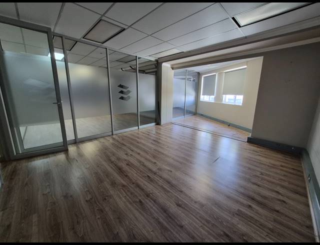 296M² OFFICE TO LET IN RIVONIA
